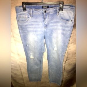 Buffalo Mid Rise Skinny Jeans
